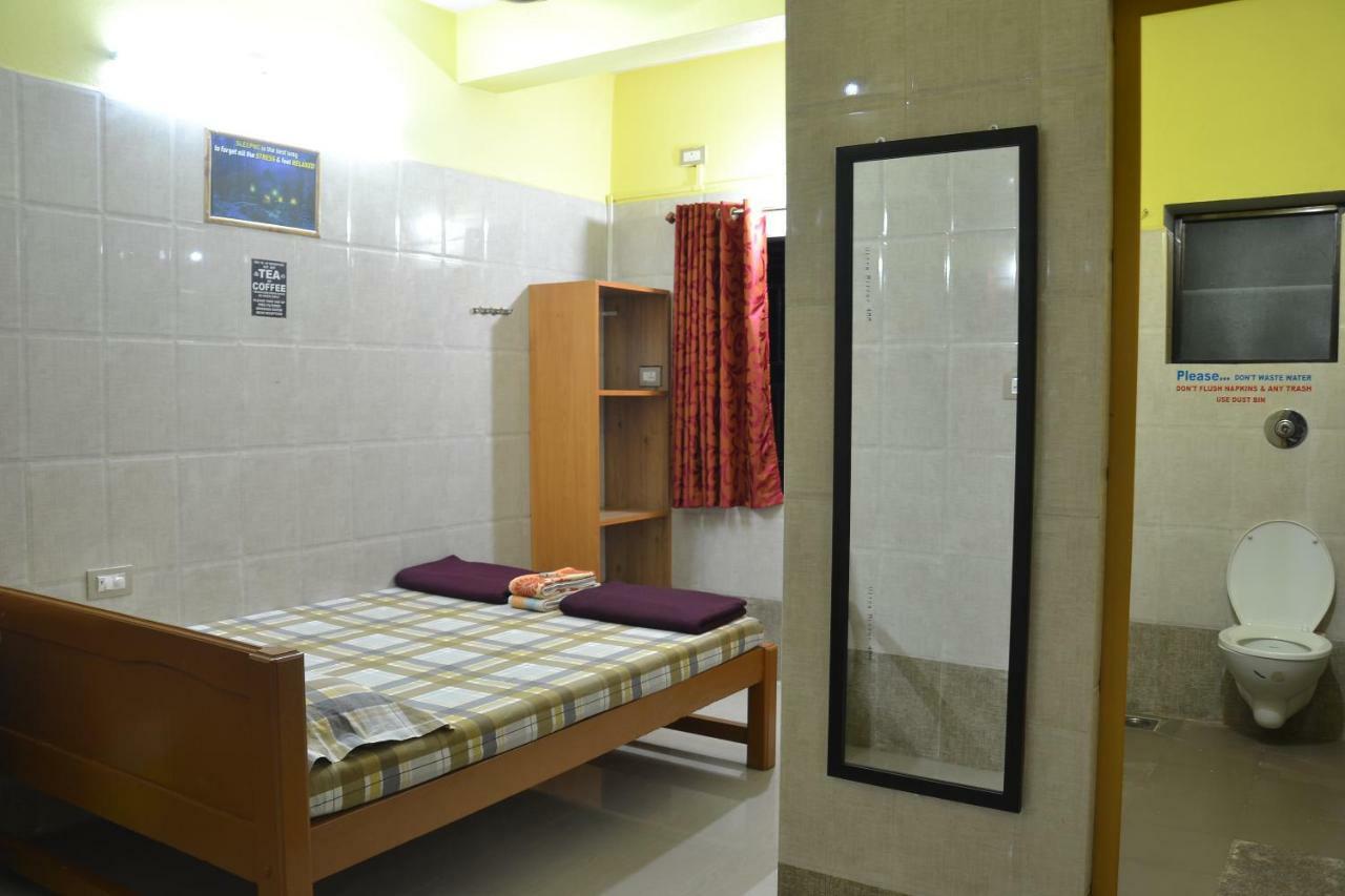 Gokarna Rsn Stay In Top Floor For The Young & Energetic People Of The Universe Экстерьер фото